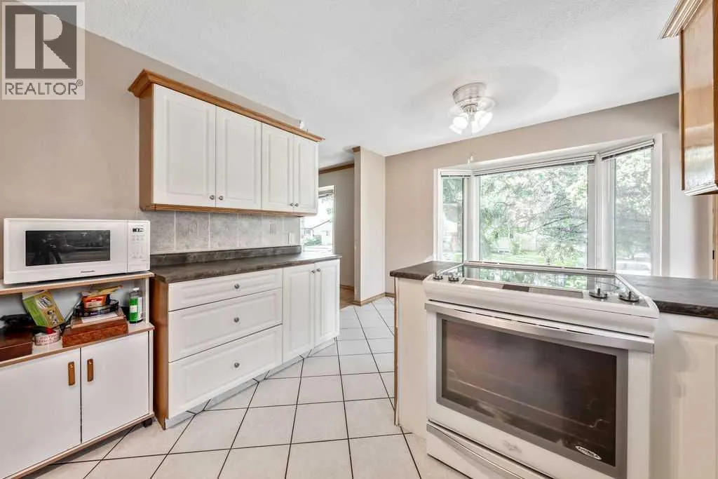 354 Maitland Hill NE