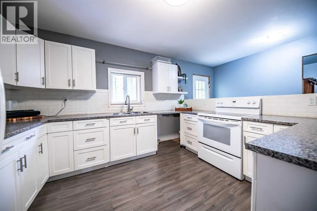 #403, 69402 Range Road 82