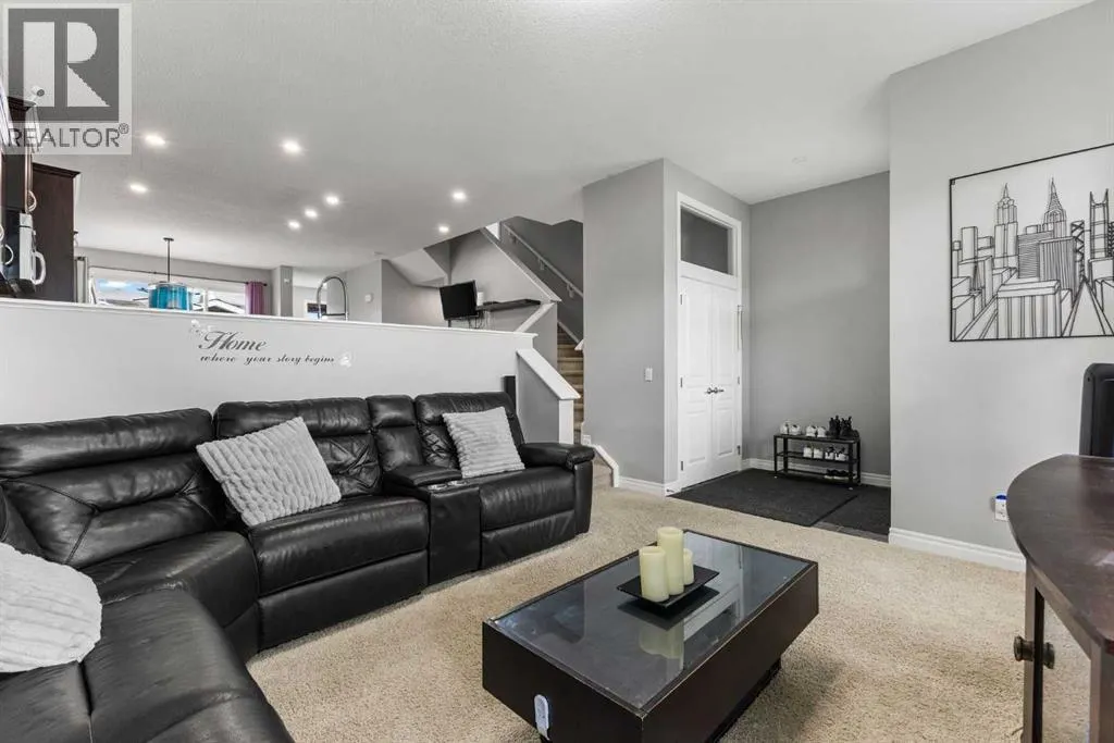 240 Evanspark Gardens NW