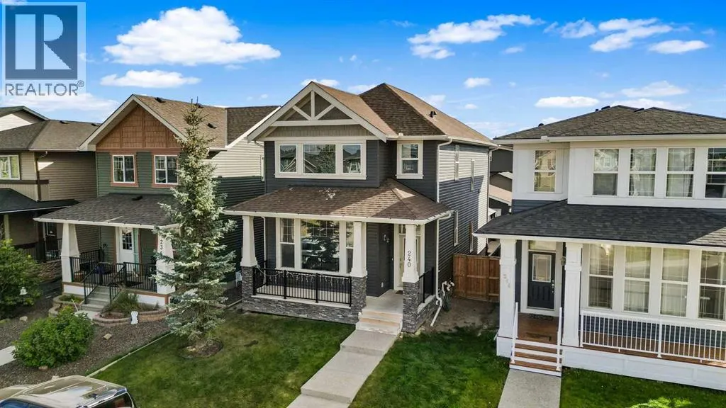 240 Evanspark Gardens NW