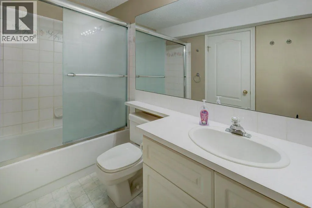 204 Silver Creek Mews NW