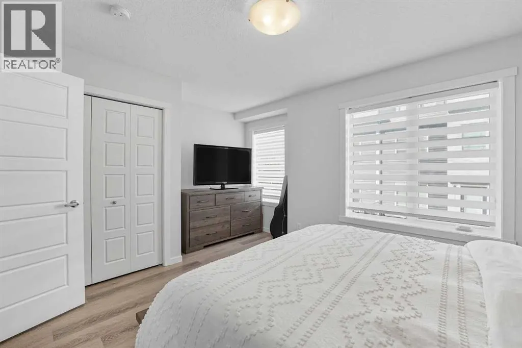 102, 474 Seton Circle SE