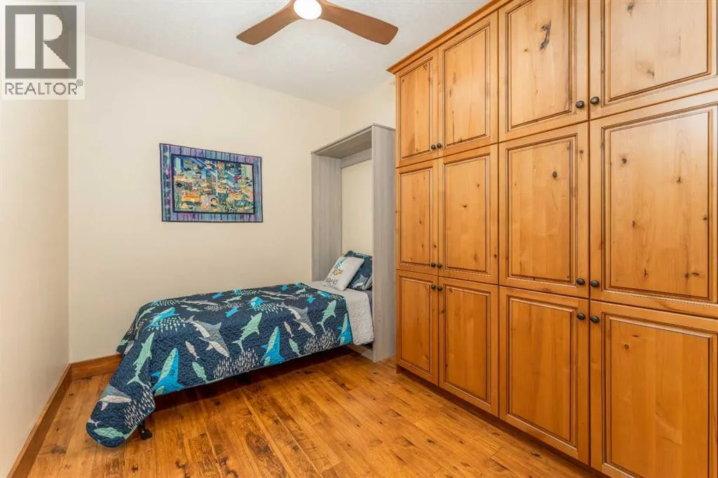 114, 155 Crossbow Place