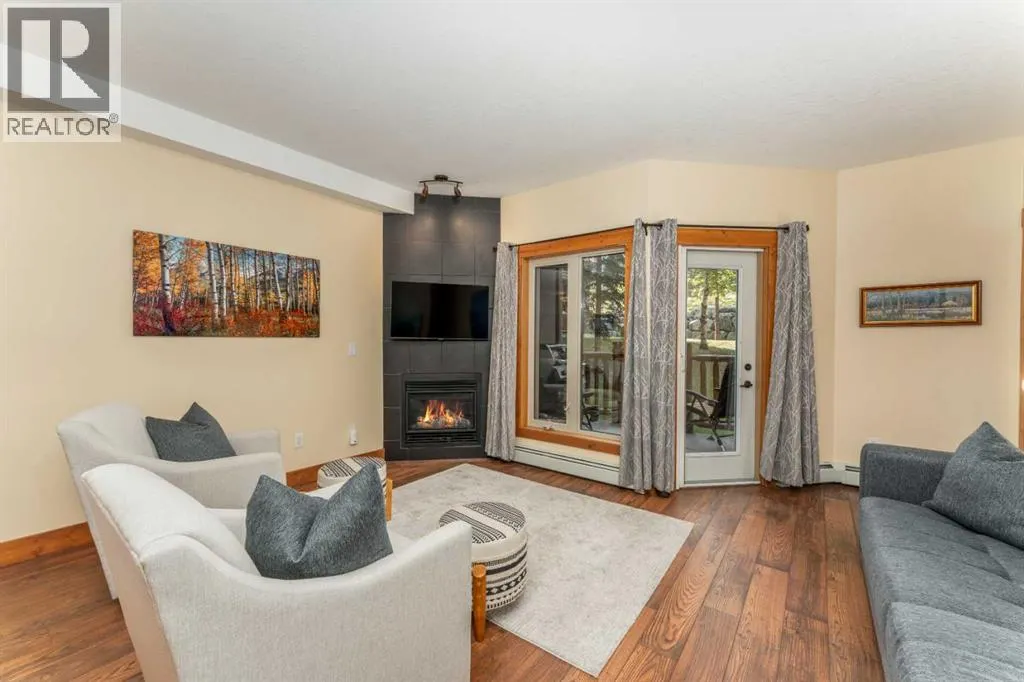 114, 155 Crossbow Place