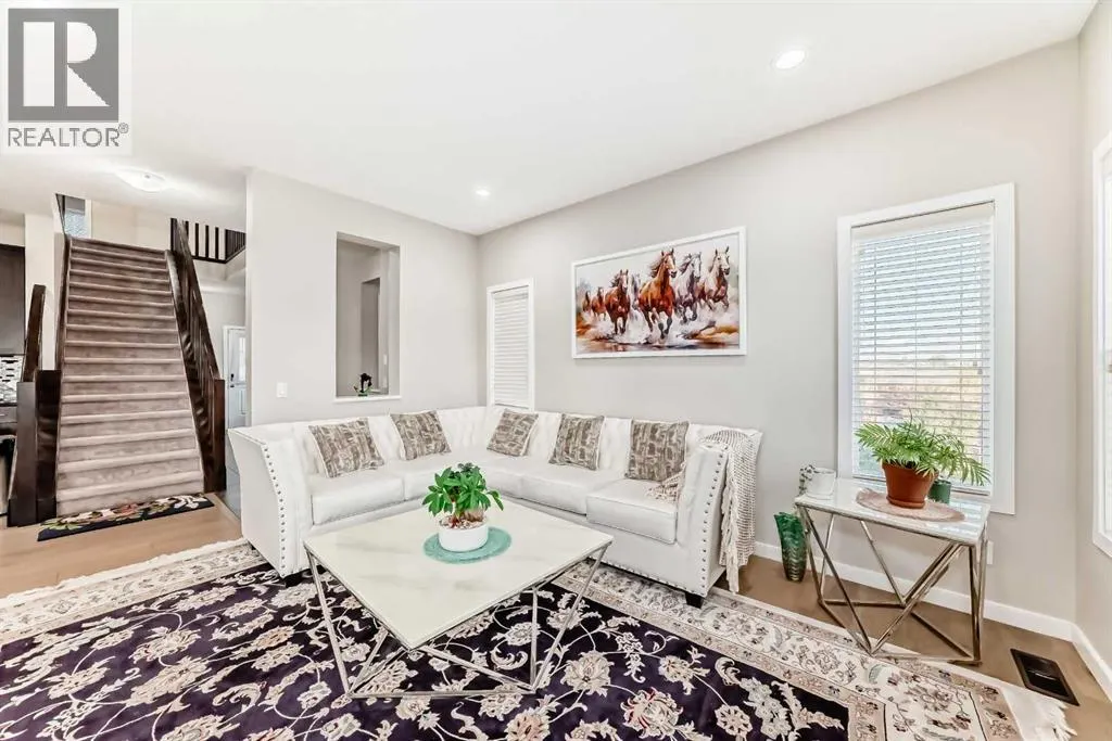 28 Panton Court NW