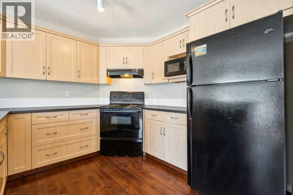 73 Rocky Ridge Heath NW