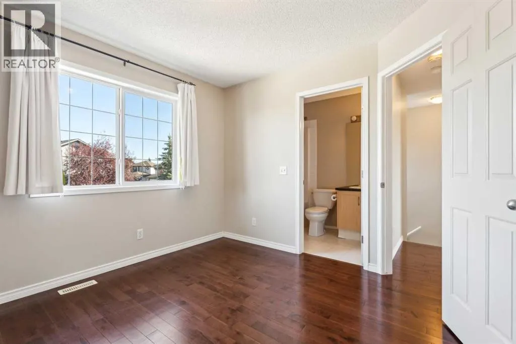 73 Rocky Ridge Heath NW