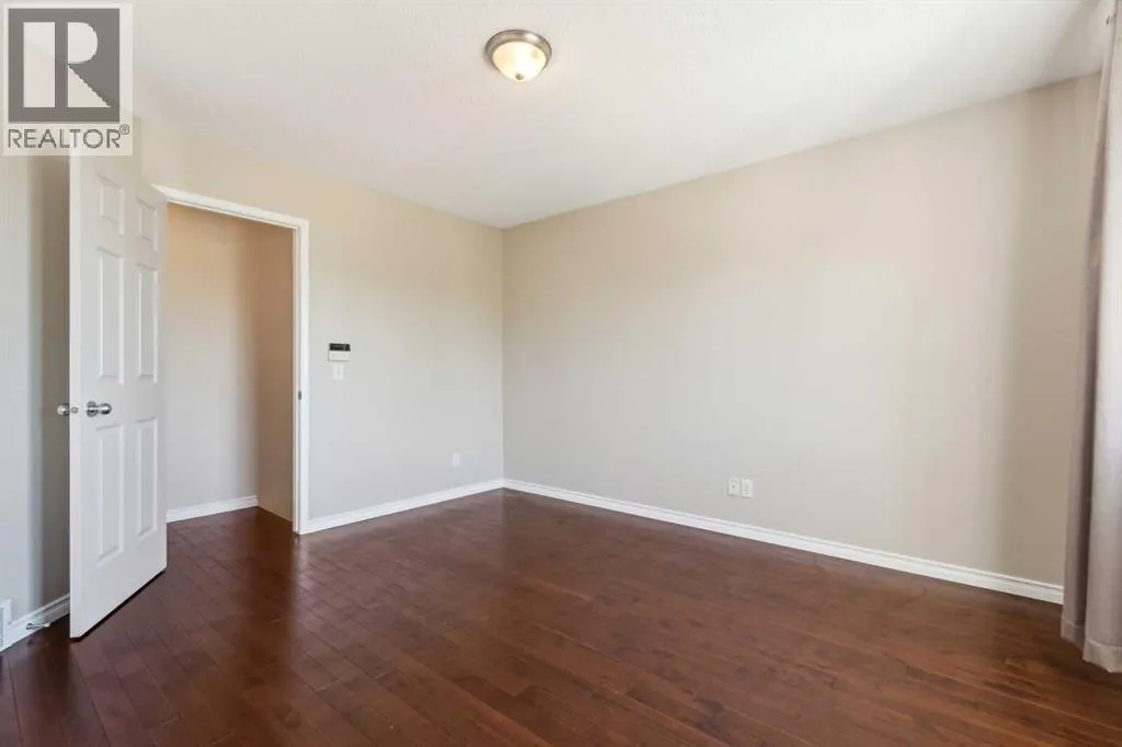 73 Rocky Ridge Heath NW