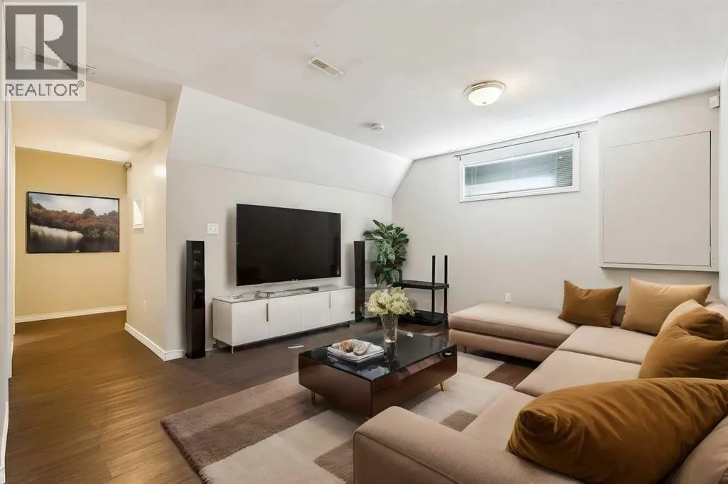 73 Rocky Ridge Heath NW