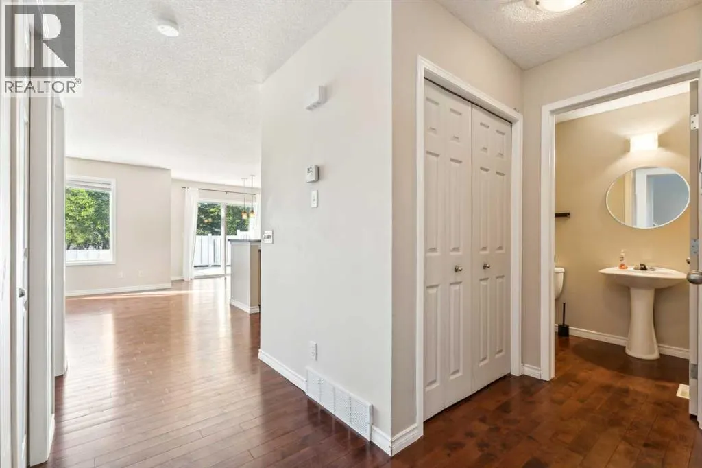 73 Rocky Ridge Heath NW