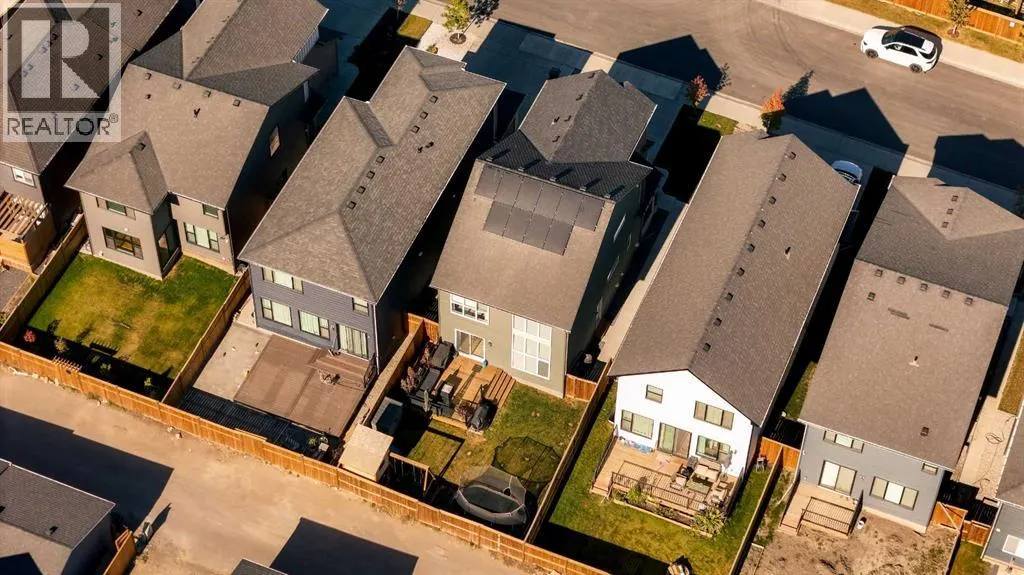 20 Edith Crescent NW