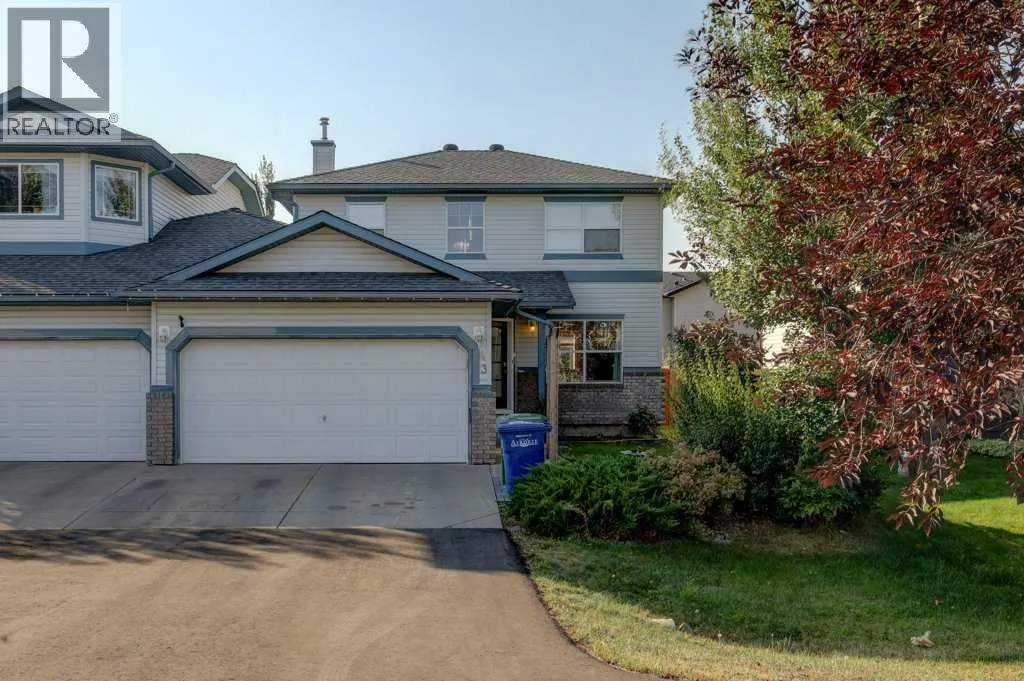 43 Canoe Square SW