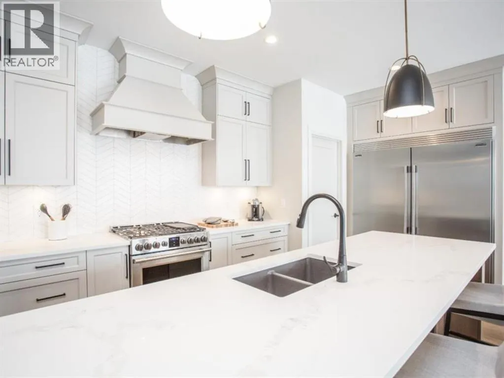 125 Larratt Close