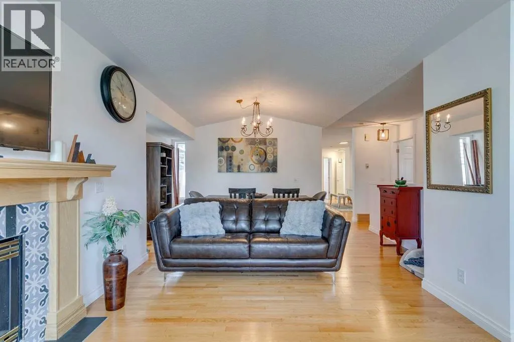 42 Sierra Morena Green SW