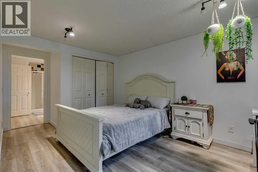 42 Sierra Morena Green SW