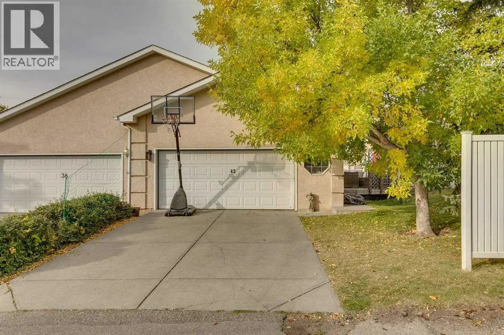 42 Sierra Morena Green SW
