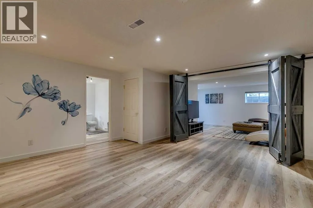 42 Sierra Morena Green SW