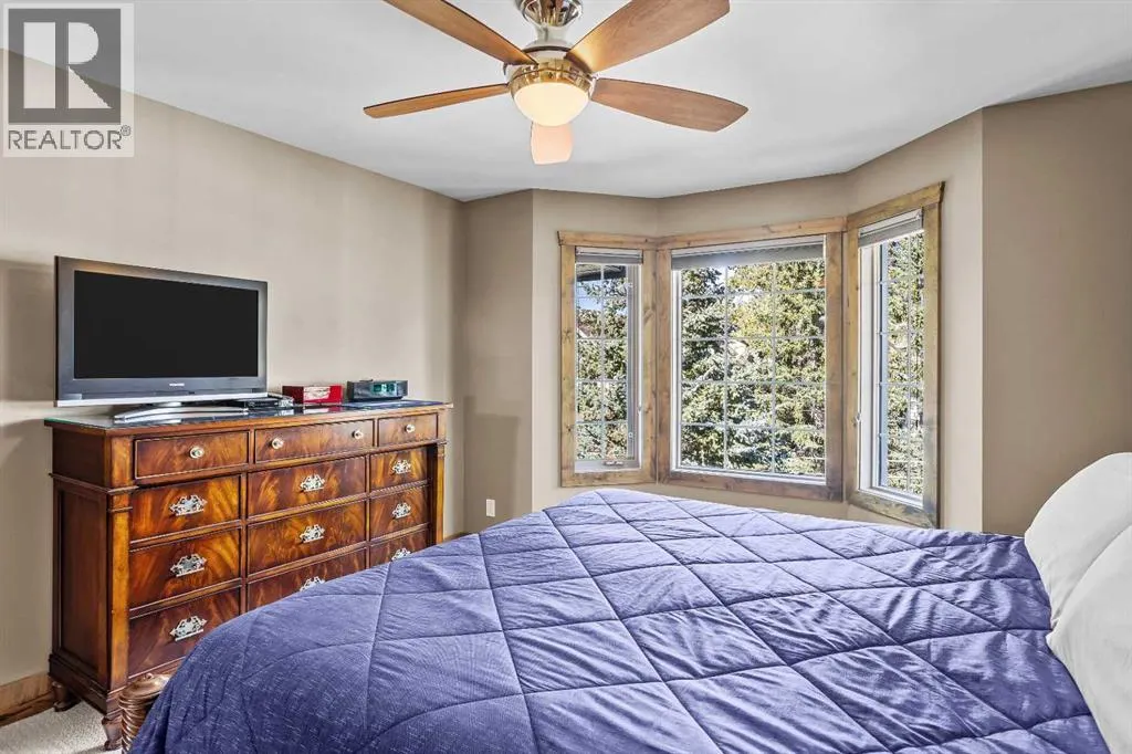3, 810 4th Street W