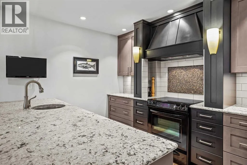 3, 810 4th Street W