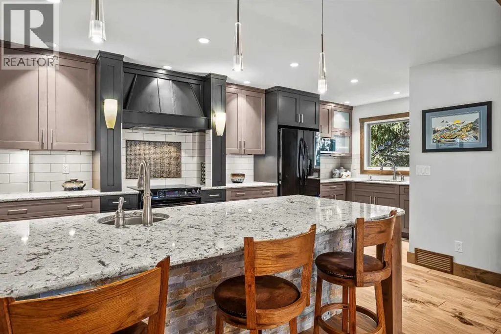 3, 810 4th Street W