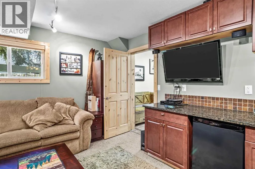 3, 810 4th Street W