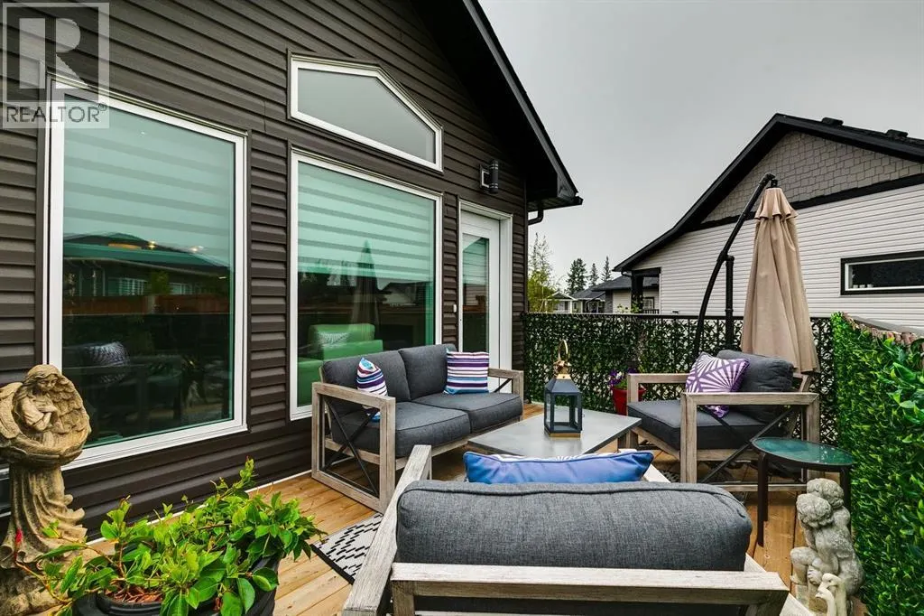 185 Riverwood Crescent