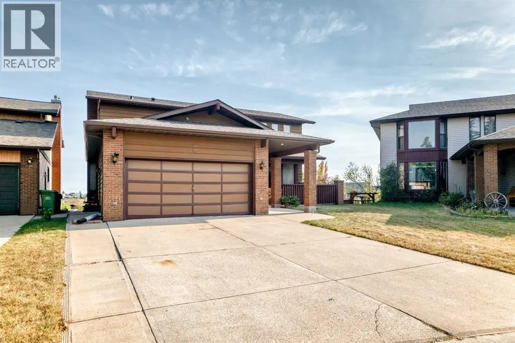 16 Edgeland Bay NW
