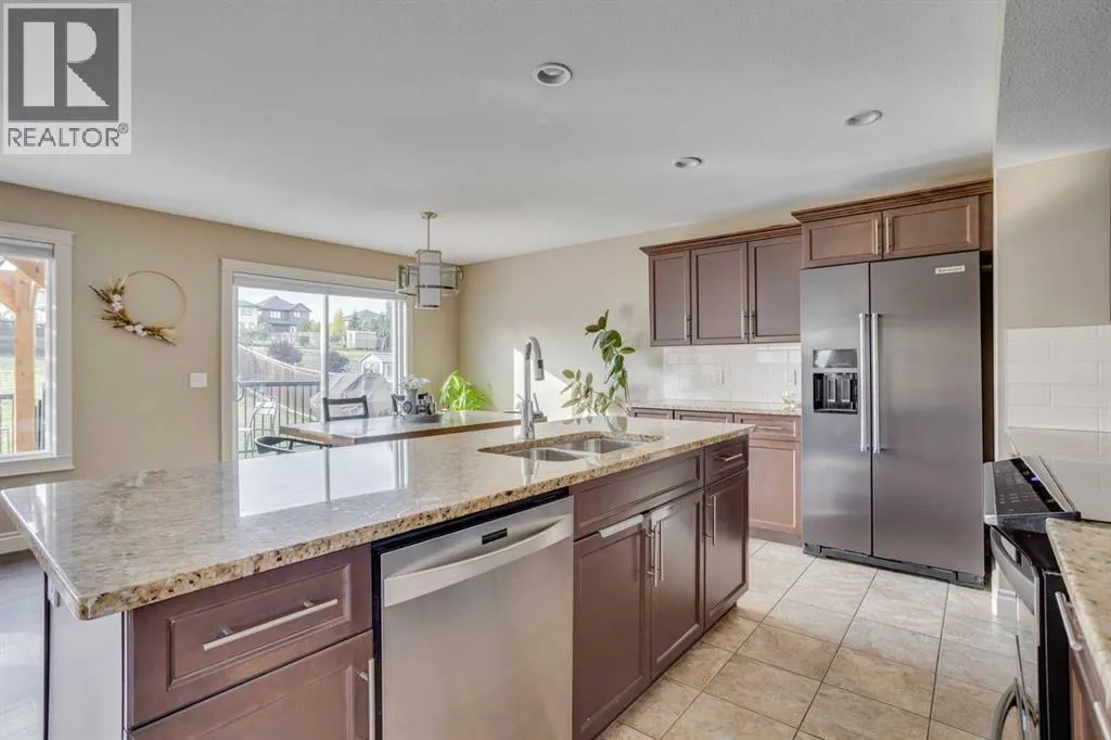 104 Diamondstone Ridge