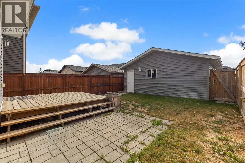 854 Evanston Drive NW