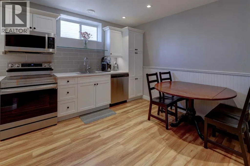 220 Citadel Park NW