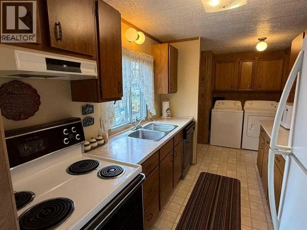 99 Arbour Lake Road Road NW