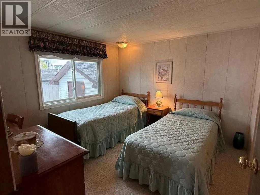 99 Arbour Lake Road Road NW