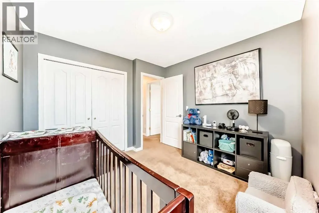296 Lakeside Greens Crescent