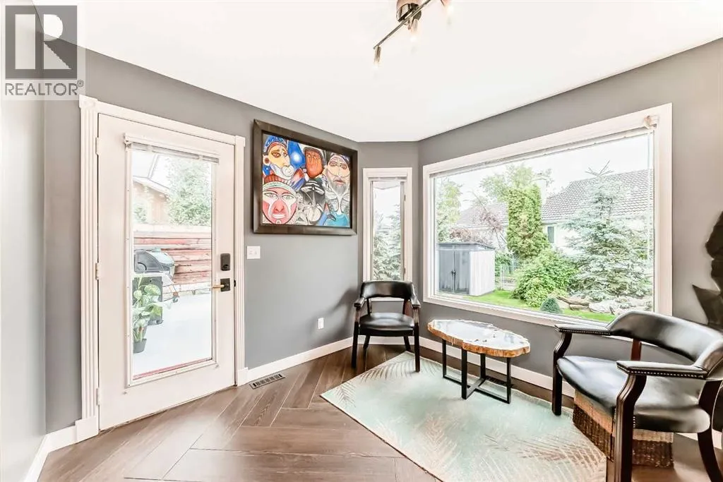 296 Lakeside Greens Crescent