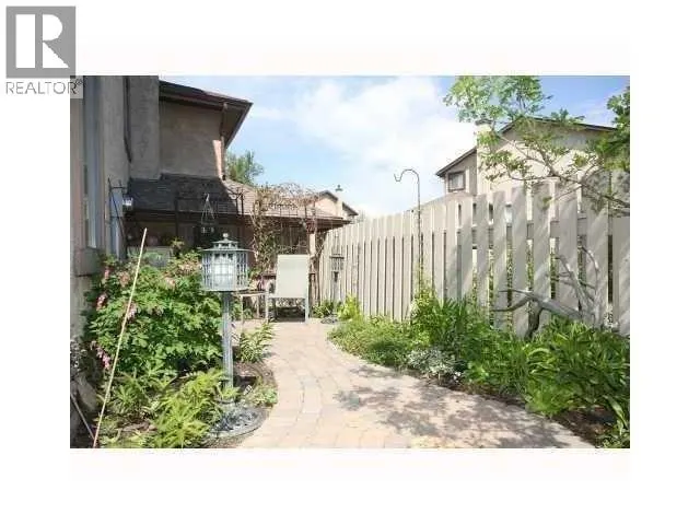 88 Glamis Gardens SW