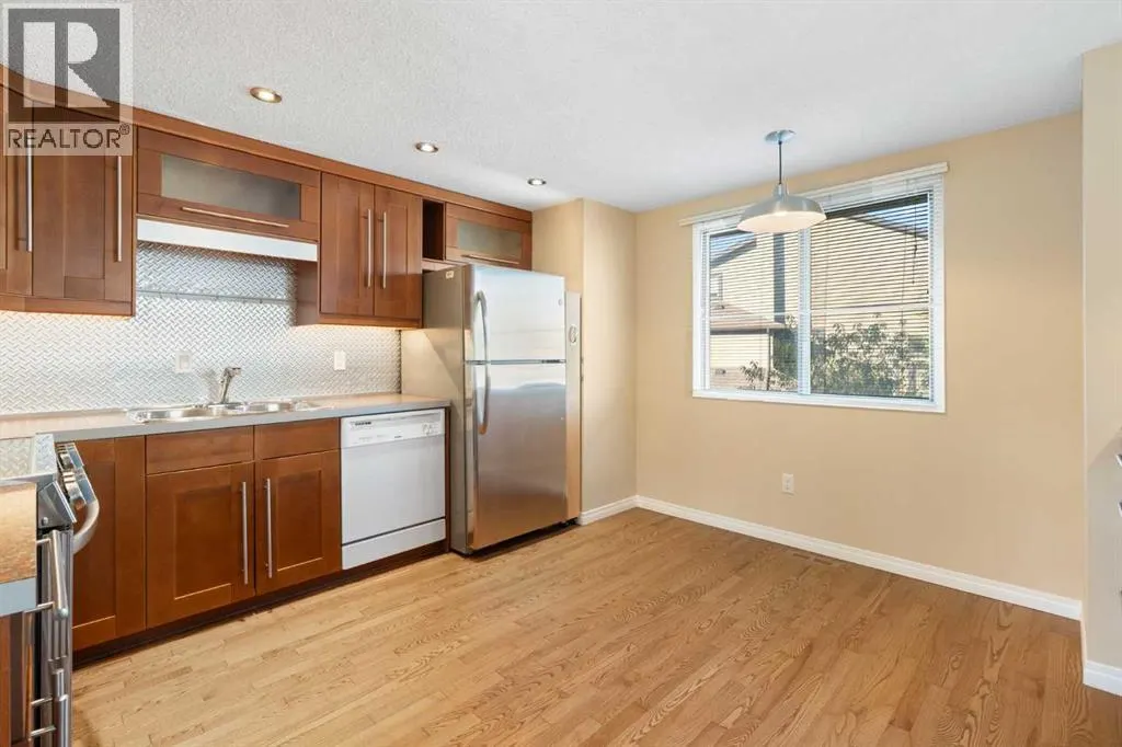 88 Glamis Gardens SW
