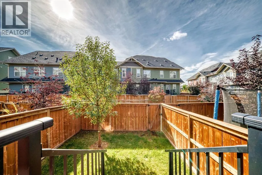 259 cranbrook Square SE
