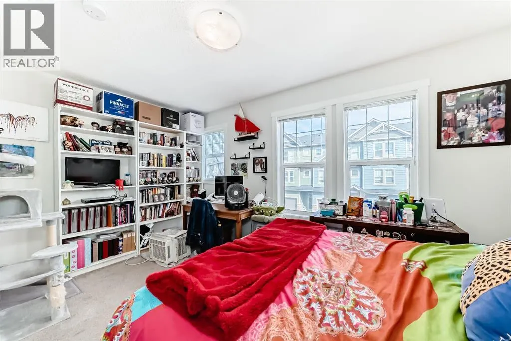259 cranbrook Square SE