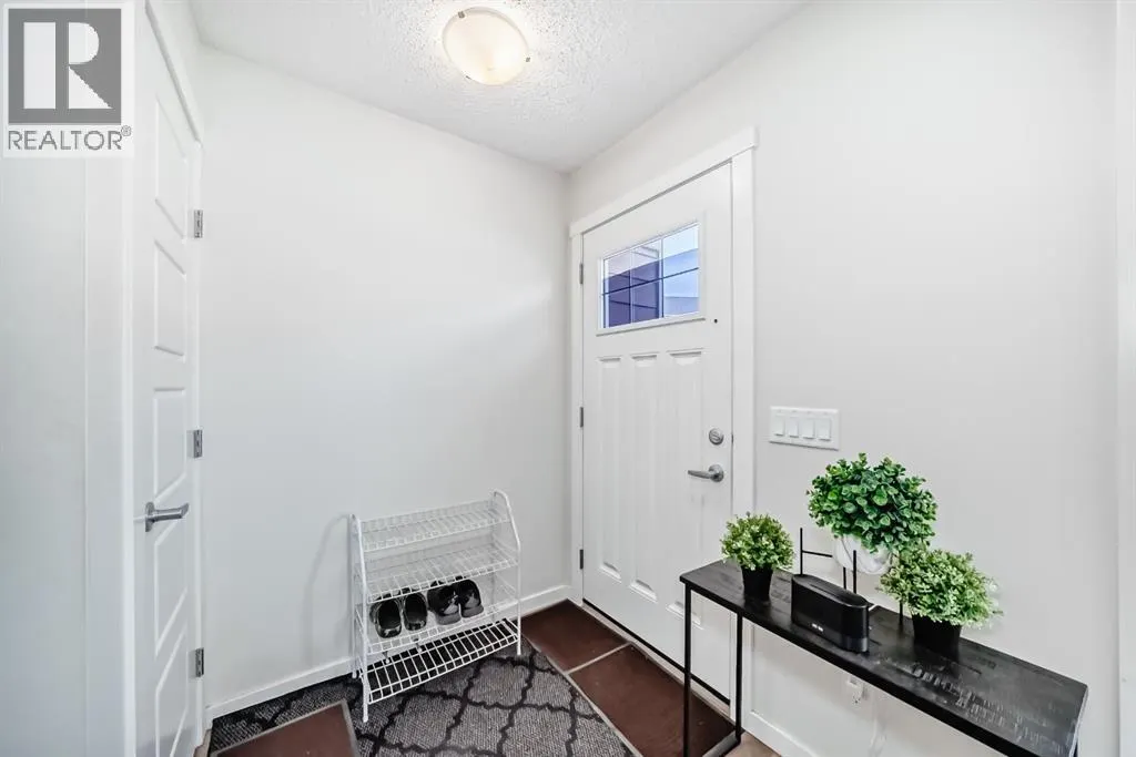 259 cranbrook Square SE