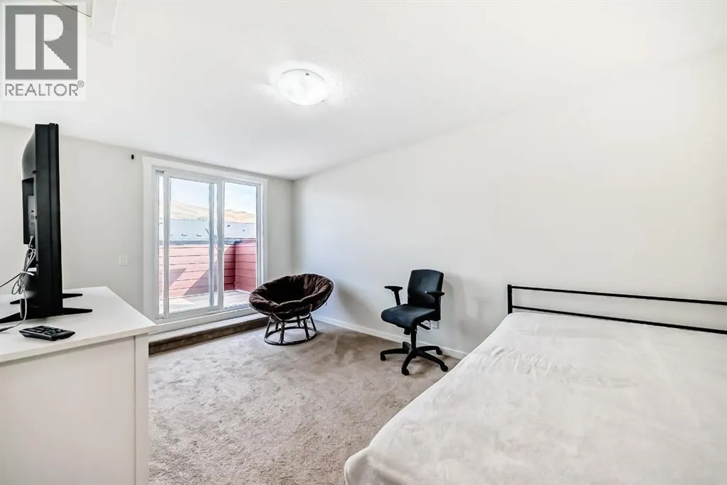 259 cranbrook Square SE