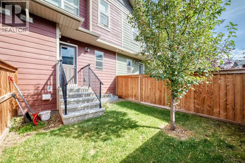 259 cranbrook Square SE