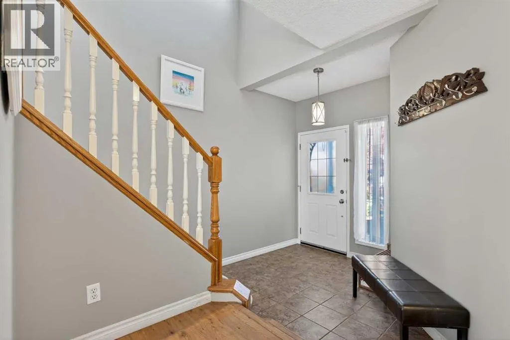 162 Mt Apex Crescent SE