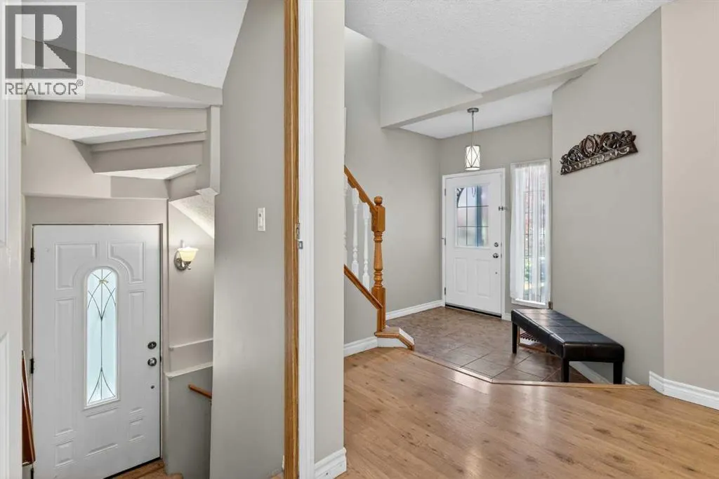 162 Mt Apex Crescent SE