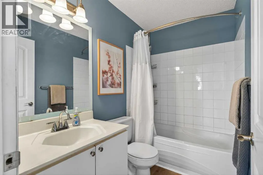 162 Mt Apex Crescent SE