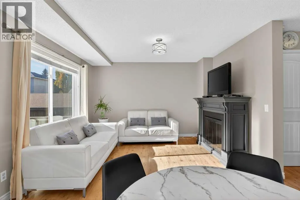 162 Mt Apex Crescent SE