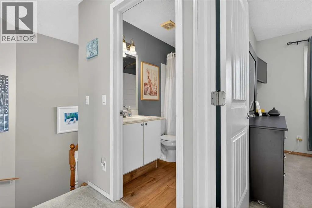 162 Mt Apex Crescent SE