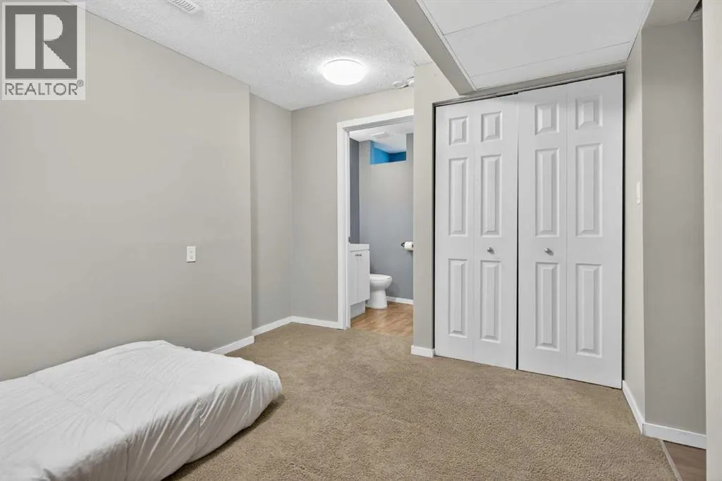 162 Mt Apex Crescent SE