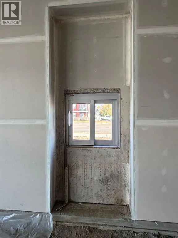 105, 5302 Vista Trail