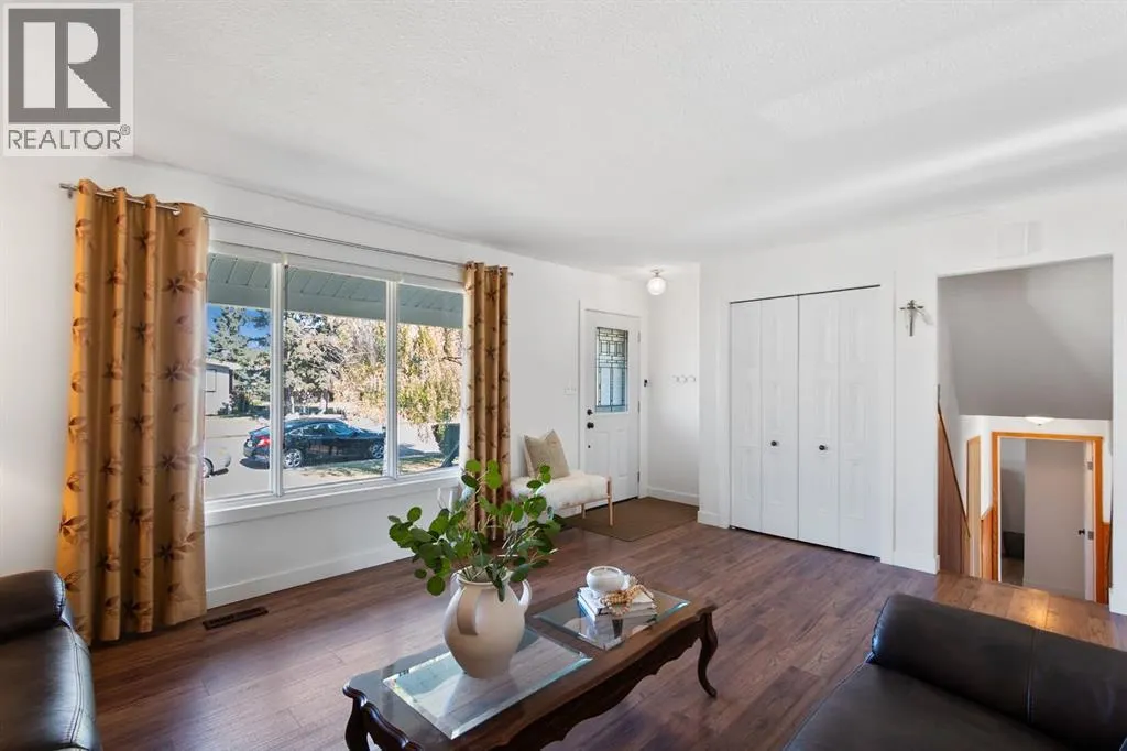 5445 56 Street