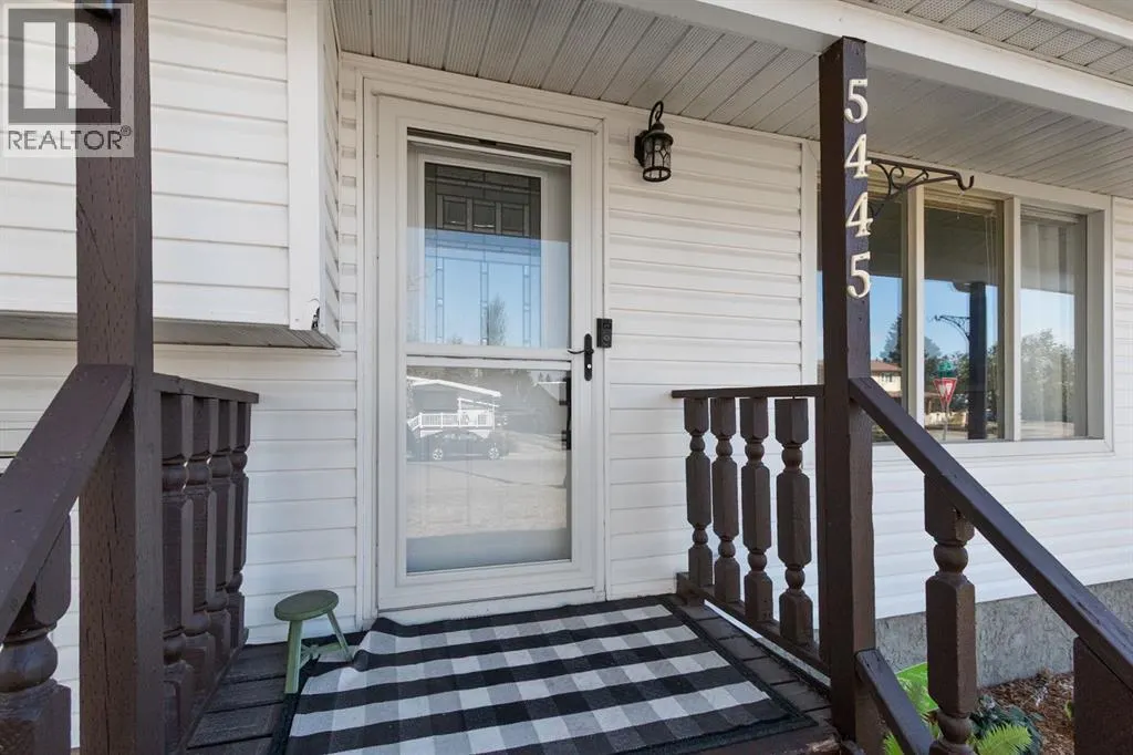 5445 56 Street